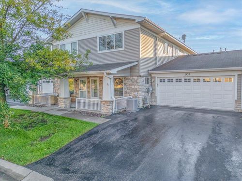 932 Crossing Way, Delano, MN, 55328-2831 | Card Image