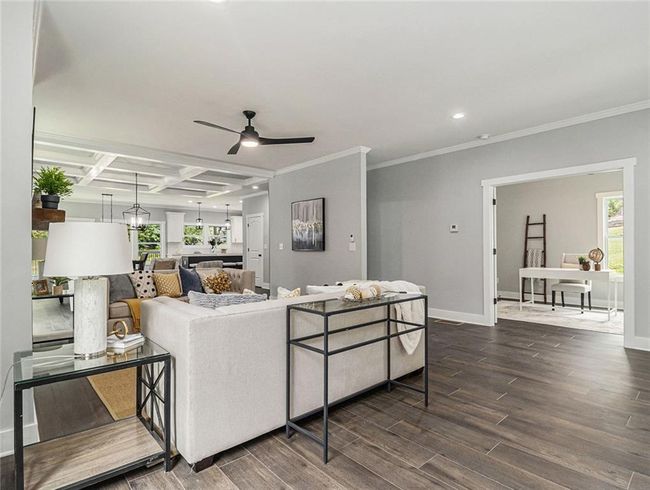 490 Third Ave, House other with 5 bedrooms, 4 bathrooms and 5 parking in Scottdale GA | Image 8