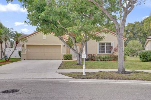 581 Slippery Rock Rd, Weston, FL, 33327-1213 | Card Image