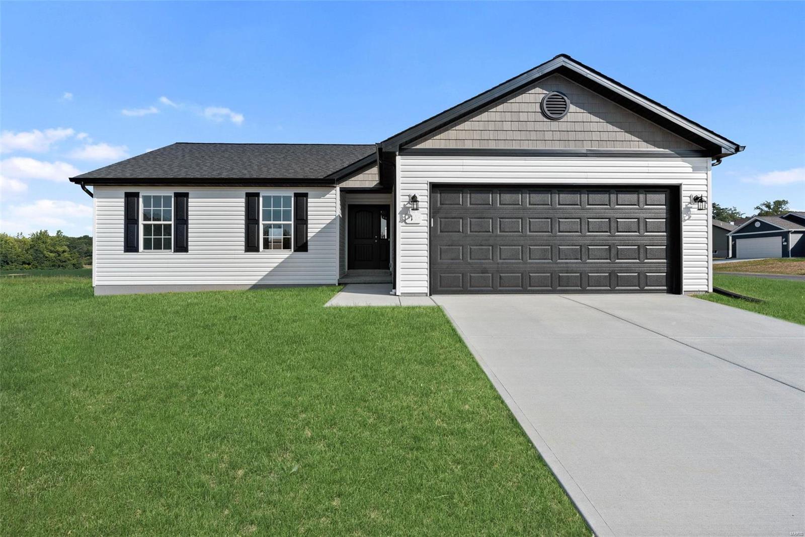 Crow Ct, Troy, MO 63379