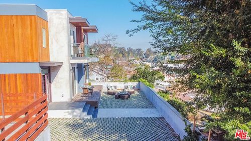 2251 Aaron, Los Angeles, CA, 90026 | Card Image