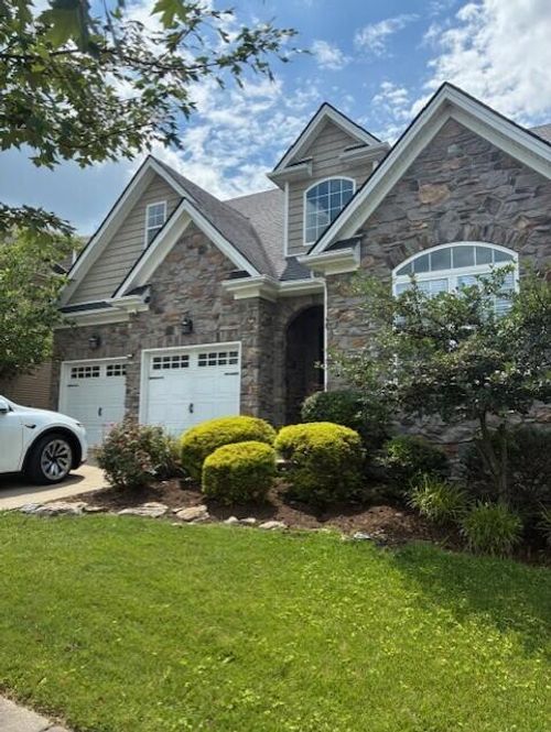 2315 Patchen Wilkes Dr, Lexington, KY, 40509-4553 | Card Image