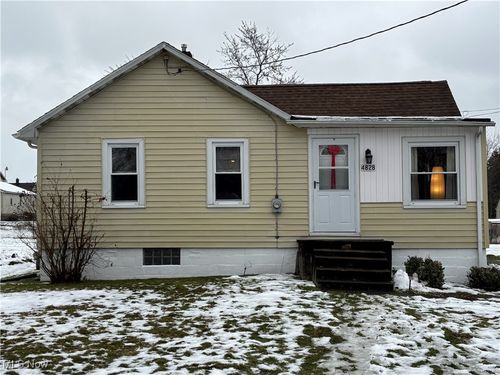 4828 Damon Ave Nw, Warren, OH, 44483-1318 | Card Image