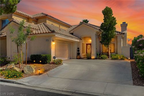 9224 Sunnyfield Dr, Las Vegas, NV, 89134-6348 | Card Image