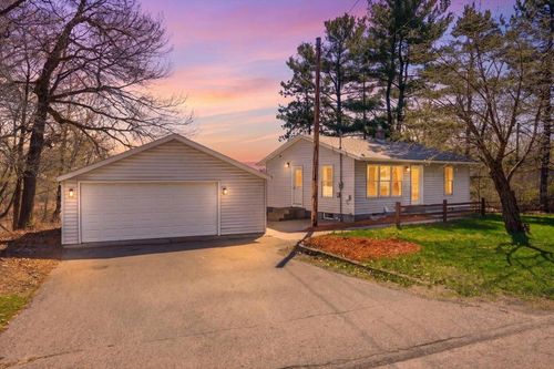 24207 W Fawn Rd Ne, Stacy, MN, 55079-9390 | Card Image