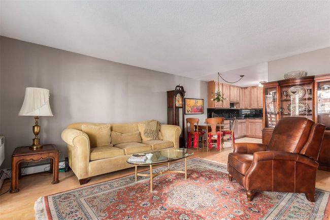 APT-11B - 635 S Alton Way, Condo with 2 bedrooms, 1 bathrooms and 1 parking in Denver CO | Image 5