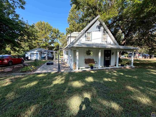 1919 Se Iowa Ave, Topeka, KS, 66607 | Card Image
