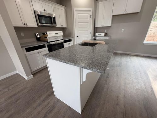 939 Holstein Lane, Marshfield, MO, 65706 | Card Image