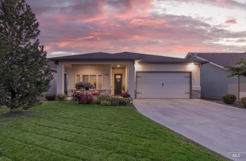 6847 N Cathedral Ln, Eagle, ID, 83646-8408 | Card Image