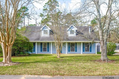 919 Willow Brook Ave, Denham Springs, LA, 70726-2705 | Card Image