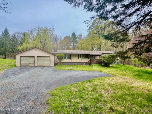 49 Como Rd, Lakewood, PA, 18439-3919 | Card Image