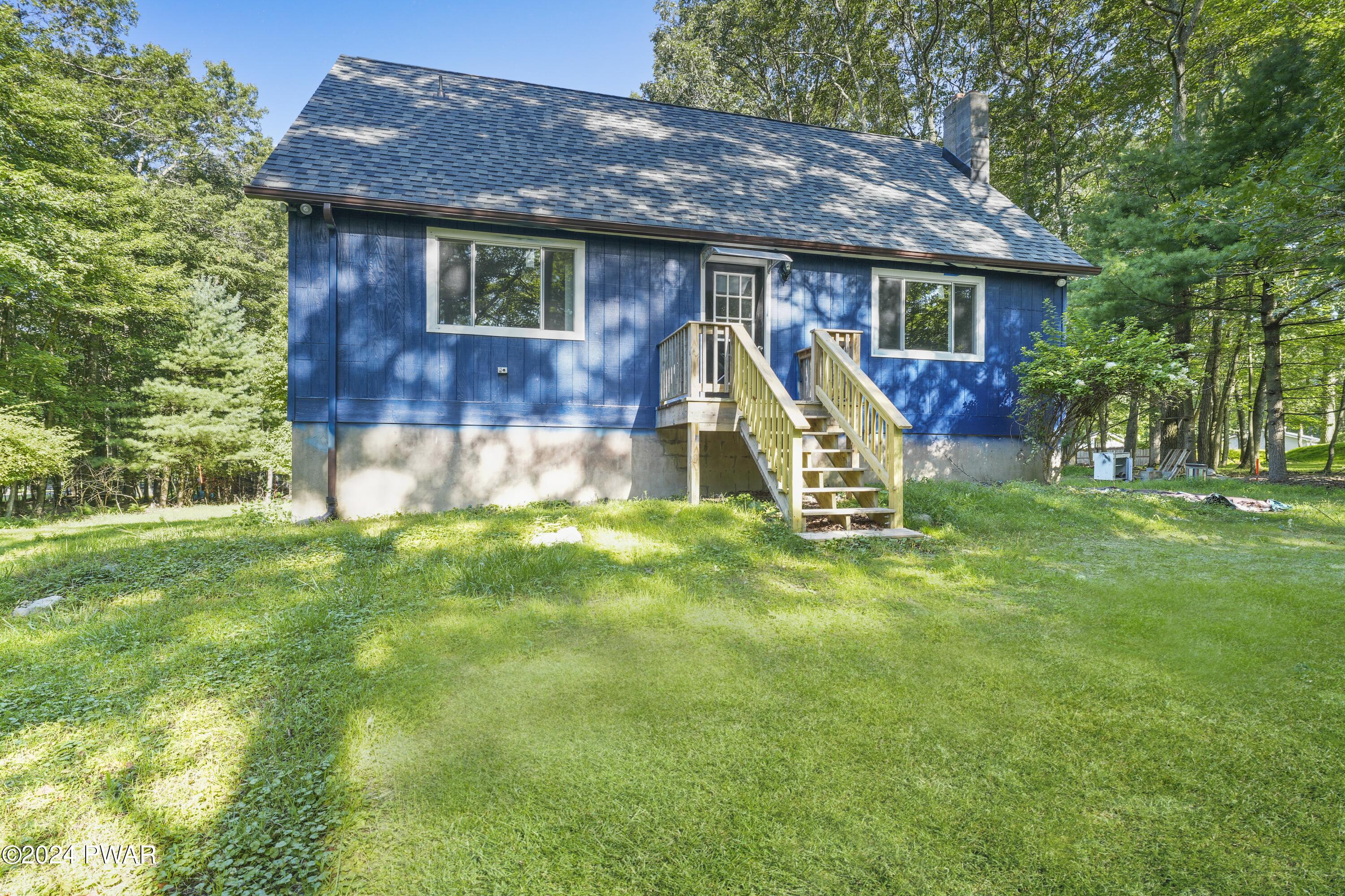 Truman Ct, Milford, PA 18337
