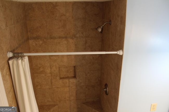 141 Debbie Ln, House other with 4 bedrooms, 3 bathrooms and 4 parking in Ringgold GA | Image 16