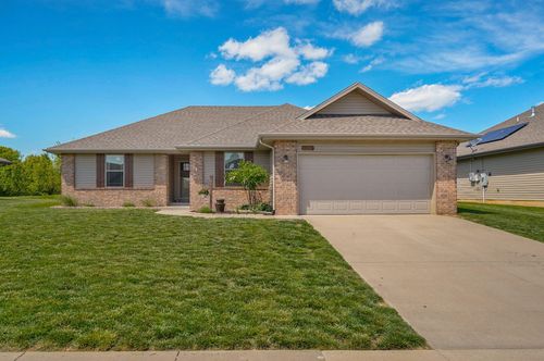 525 W Melody Ln, Republic, MO, 65738-9502 | Card Image