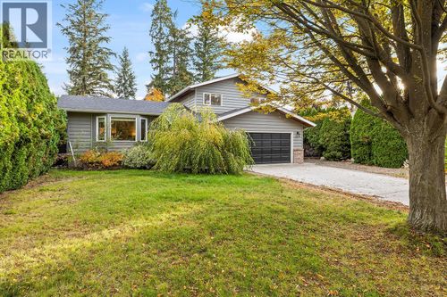 875 Coronado Cres, Kelowna, BC, V1W2K3 | Card Image