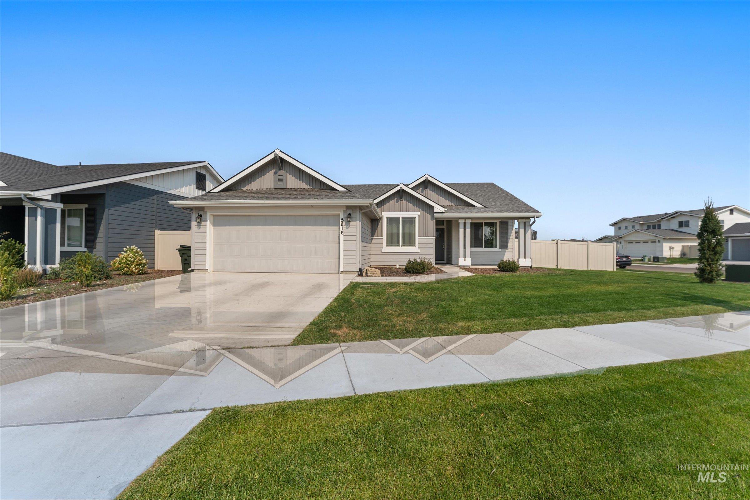 Daphne Dr, Meridian, ID 83646