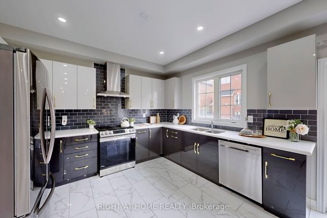 19 Creedon Cres, House other with 5 bedrooms, 4 bathrooms and 2 parking in Ajax ON | Image 17