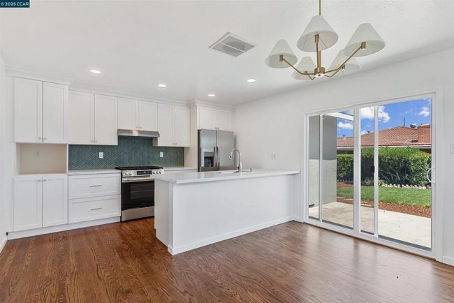 102 W 15 Th St, House other with 3 bedrooms, 2 bathrooms and 2 parking in Antioch CA | Image 10