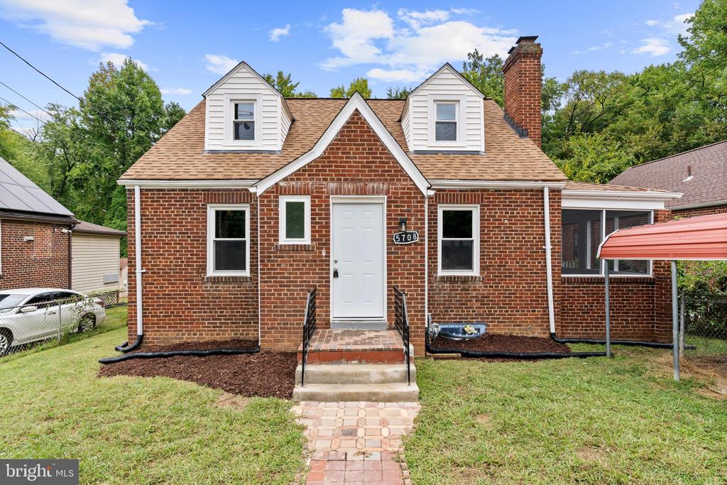 Early St, Capitol Heights, MD 20743