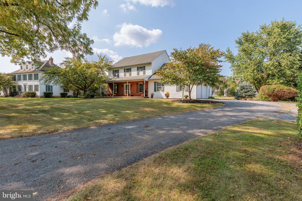 Butter Rd, Lancaster, PA 17601