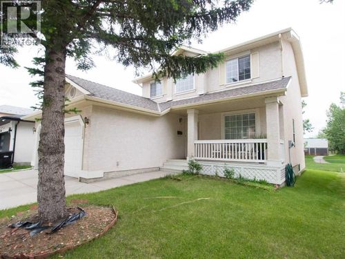 5209 Coral Shores Dr Ne, Calgary, AB, T3J3J7 | Card Image