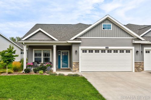 1042 Maplewood Ct, Holland, MI, 49423-3264 | Card Image