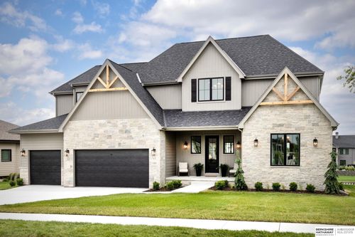 11819 N 173rd Cir, Bennington, NE, 68007-5703 | Card Image