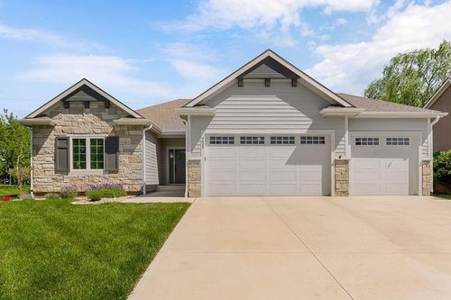 4403 Goldfield St, Lawrence, KS, 66049-4749 | Card Image