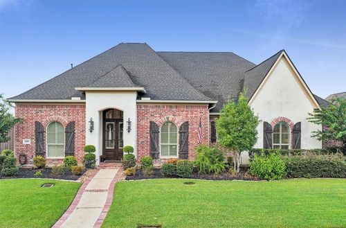 5260 Fairmont Dr, Beaumont, TX, 77706-2587 | Card Image