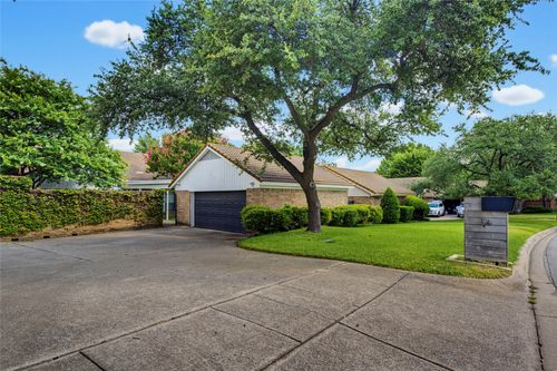 54 Legend Rd, Benbrook, TX, 76132-1036 | Card Image