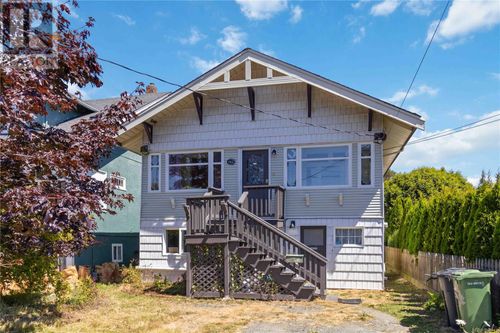 354 Berwick St, Victoria, BC, V8V1C7 | Card Image