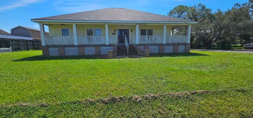 317 Thoroughbred Park Dr, Thibodaux, LA, 70301-6152 | Card Image