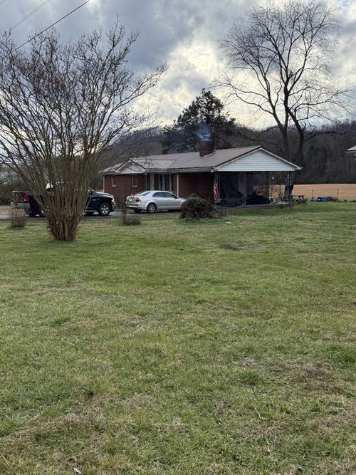 1711 N Grundy Quarles Hwy, Gainesboro, TN, 38562-6012 | Card Image