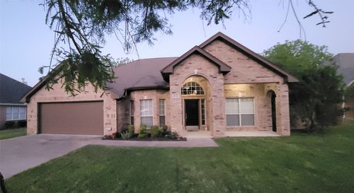 4622 Hackberry St, Flower Mound, TX, 75028-1720 | Card Image
