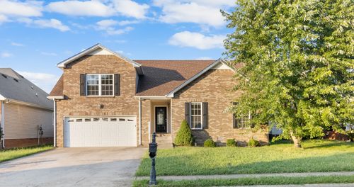 1389 Bruceton Dr, Clarksville, TN, 37042-4636 | Card Image