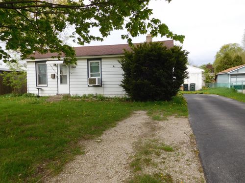 1069 Douglas Ave, Aurora, IL, 60505-5502 | Card Image