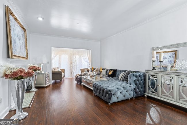 APT-211 - 2865 Lenox Rd Ne, Condo with 1 bedrooms, 1 bathrooms and 1 parking in Atlanta GA | Image 22