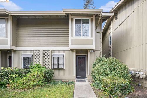 358 Eastgate Ln, Martinez, CA, 94553-6530 | Card Image