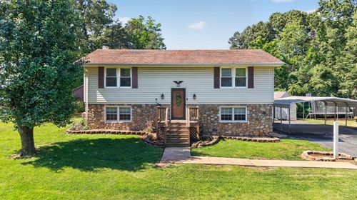 151 Ridgeview Ln, Madison Heights, VA, 24572-6037 | Card Image