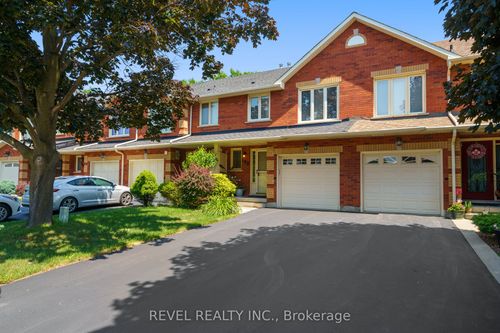 180 Dicenzo Dr, Hamilton, ON, L9B2K7 | Card Image