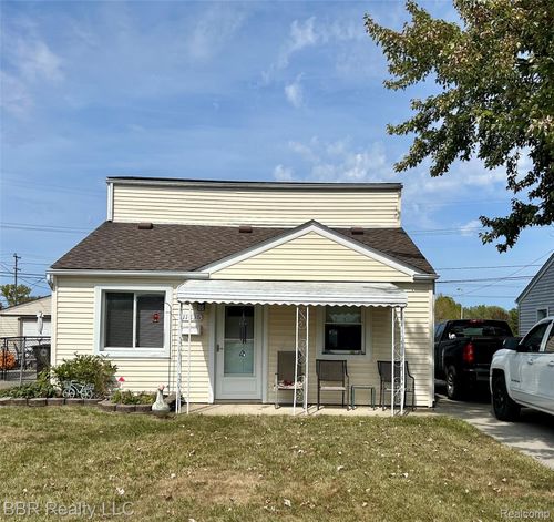 11836 Grant St, Riverview, MI, 48193-4240 | Card Image