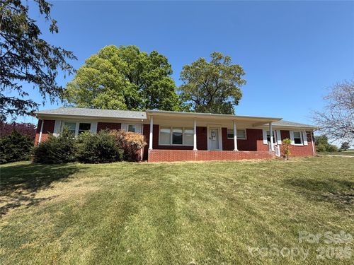 2136 Cedar Rock Estate Dr, Lenoir, NC, 28645-9138 | Card Image