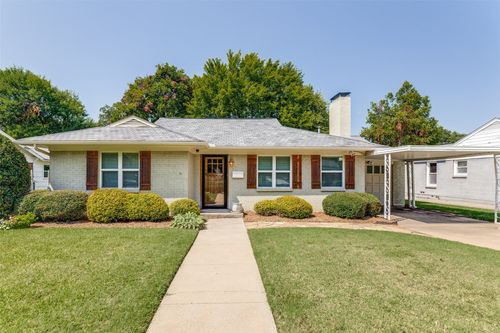 2704 Ryan Place Dr, Fort Worth, TX, 76110-3125 | Card Image
