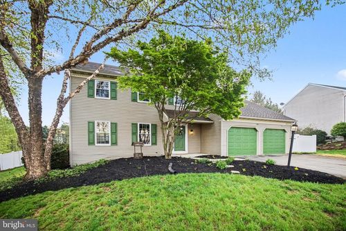 915 Jade Ave, LANCASTER, PA, 17601-1175 | Card Image