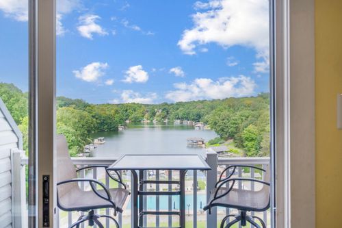 1085 Bluewater #208 Dr, Moneta, VA, 24121 | Card Image