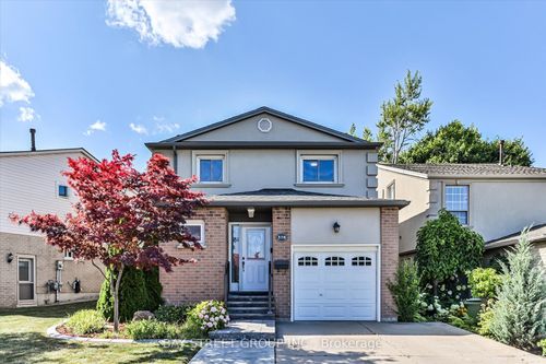 378 E 24th St, Hamilton, ON, L8V4V2 | Card Image