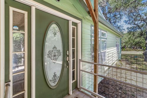 23942 N Us Highway 83, ConCan, TX, 78838 | Card Image