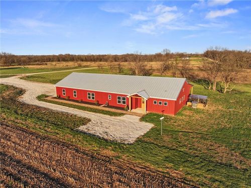 6404 Gracie Ln, Odessa, MO, 64076-7134 | Card Image