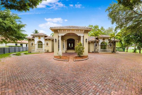 7761 Sw 122nd Ave, Miami, FL, 33183-2600 | Card Image