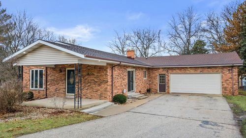 403 Elkhorn Road, Eagle, WI, 53119 | Card Image